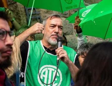 ATE nacional envió una carta documento a Javier Milei por la privatización de YCRT ATE nacional envió una carta documento a Javier Milei por la privatización de YCRT