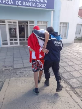 Correntino se instaló en Santa Cruz, maniató y golpeó a una mujer para robarle y quedó preso