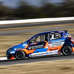 Turismo Nacional: el comodorense Renzo Blotta tripula el auto que fuera de Thiago Martínez