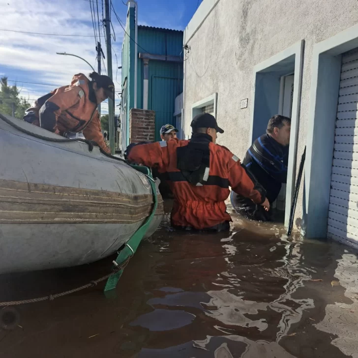 Bahía Blanca: sigue el operativo de búsqueda de vecinos desaparecidos