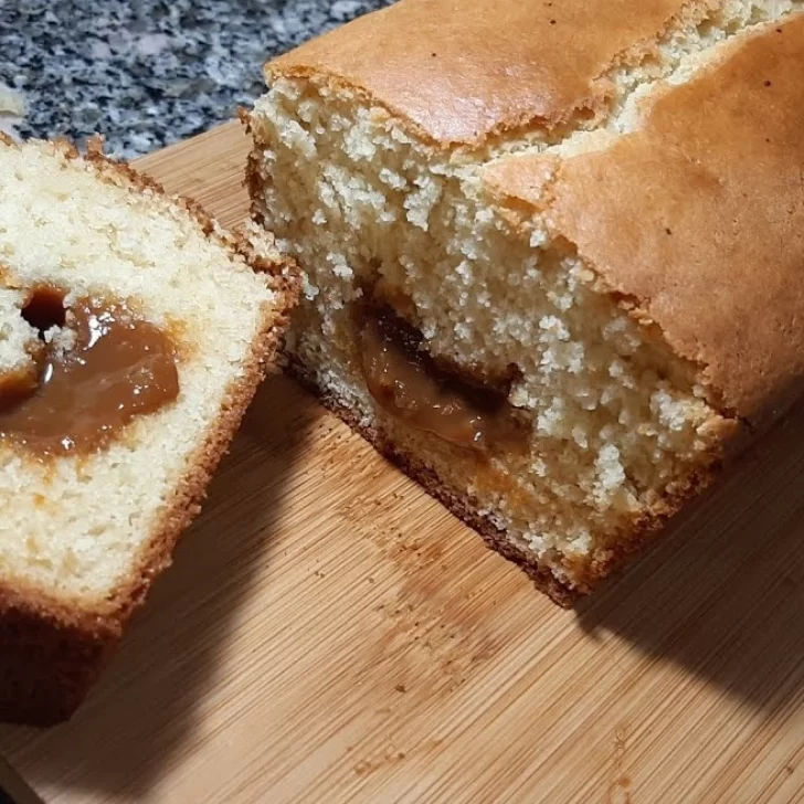 Budín de vainilla con dulce de leche: la receta más rica y fácil para la merienda