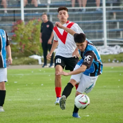 Vuelve la emoción del fútbol de Comodoro: este fin de semana arranca el Torneo Apertura 2025 de la Primera A