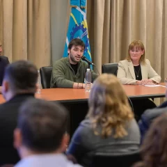 “En esta provincia sobra mercado para hacer que explote de trabajo”, dijo “Nacho” Torres tras la reactivación del Astillero en Comodoro Rivadavia