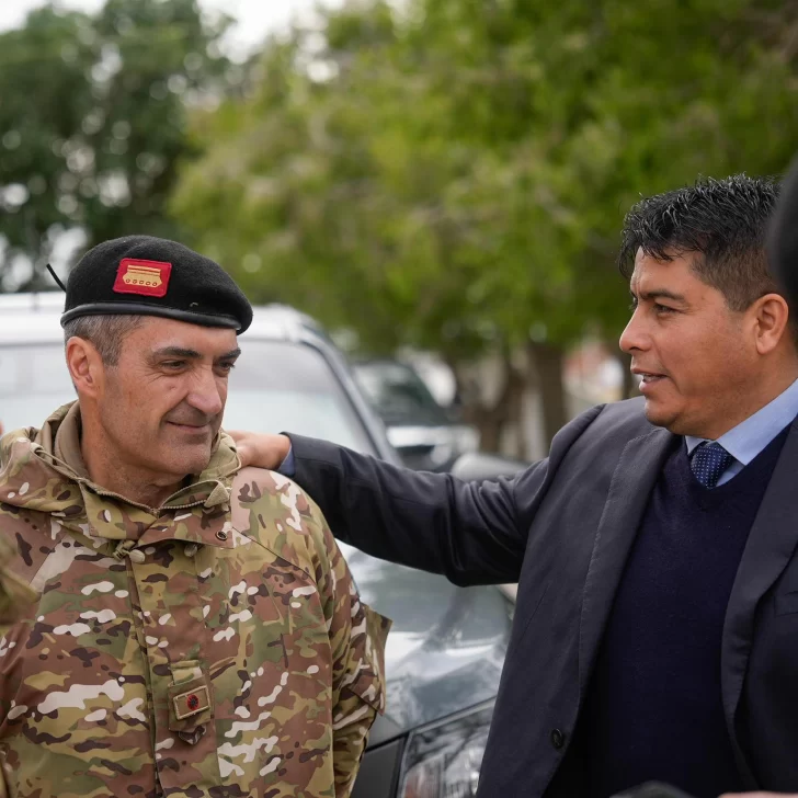 Gustavo Sívori, el exjefe del Ejército en Río Gallegos, será el presidente de la empresa Santa Cruz Puede Gustavo Sívori, el exjefe del Ejército en Río Gallegos, será el presidente de la empresa Santa Cruz Puede