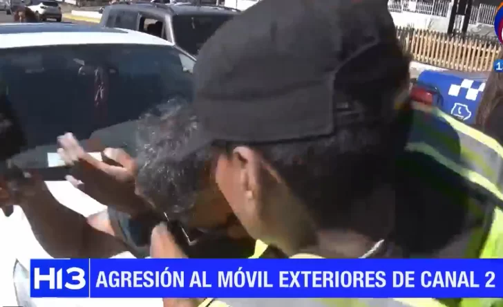 movilero-agredido-por-policia-canal2-de-caleta-olivia-4-728x444
