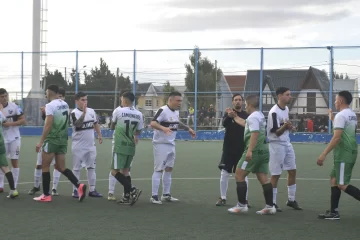 Camioneros manda en la Primera A: así quedó la tabla tras la tercera fecha