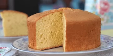 Receta de bizcochuelo esponjoso: el secreto para que salga bien alto