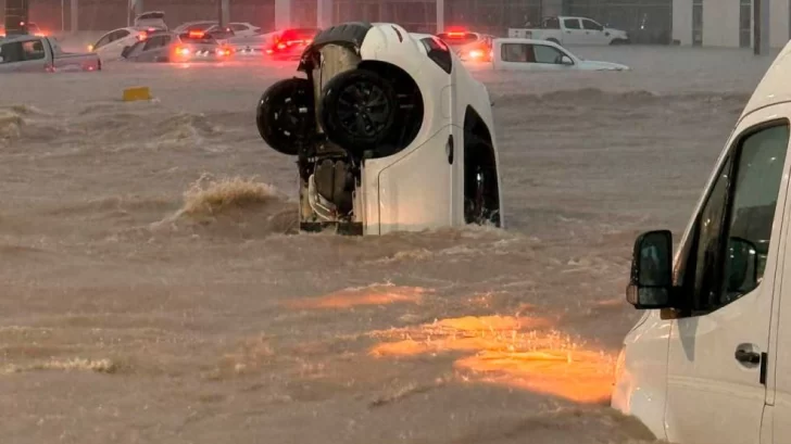 Devastador temporal en Bahía Blanca: al menos 10 muertos y más de 1.300 evacuados