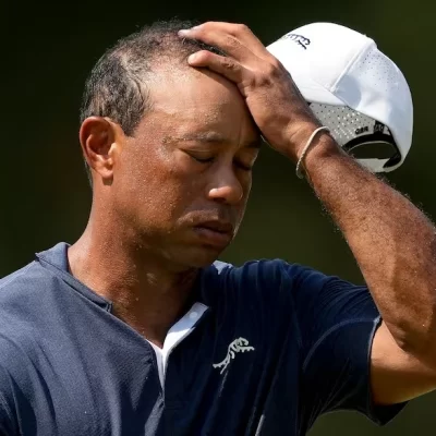 Tiger Woods fuera de las canchas por lesión en el tendón de Aquiles Tiger Woods fuera de las canchas por lesión en el tendón de Aquiles