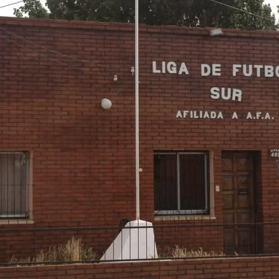 La liga de Fútbol Sur y su reconocimiento institucional