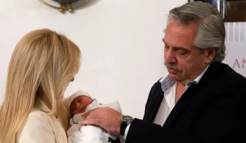 Tras haber sido procesado, Alberto Fernández le dedicó un mensaje a su hijo: “Sigo luchando para poder verte”