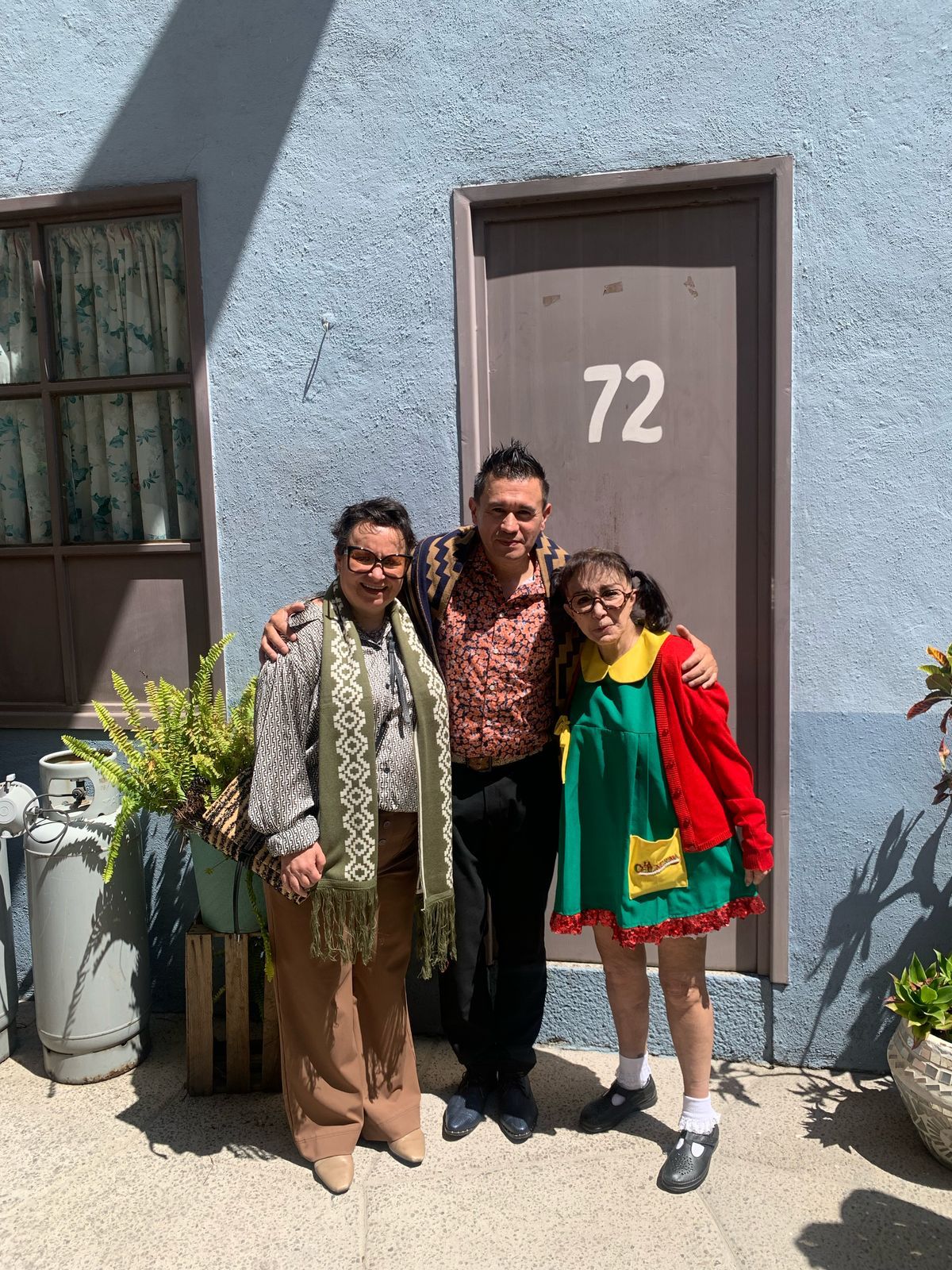  Paulina Gómez, Uribe y María Antonieta de las Nieves.