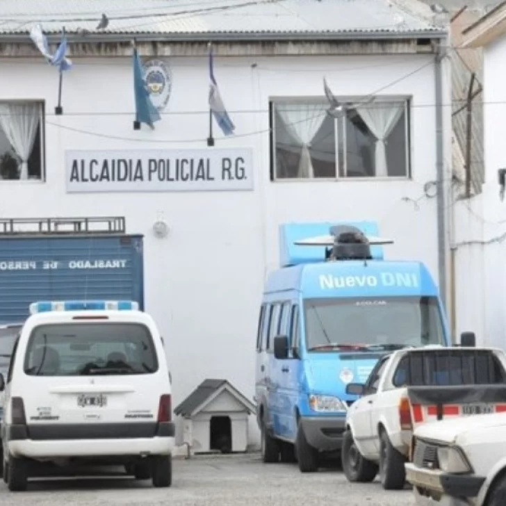 Río Gallegos: Quiso pasarle droga a un preso dentro de una caja de salsa de tomate y lo condenaron