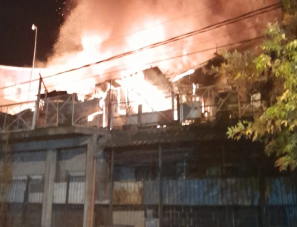Horror: Tres niños murieron en un feroz incendio en San Fernando