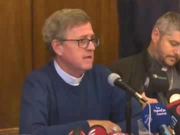 La emoción de García Cuerva al recordar al Papa Francisco: “Quedamos huérfanos de un padre que amó profundamente a su país”