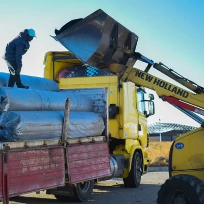 Llegó el césped sintético para el estadio de Ferrocarril YCF