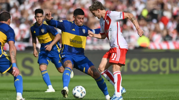 River vs Boca se enfrentan en el más monumental: formaciones confirmadas para el superclásico