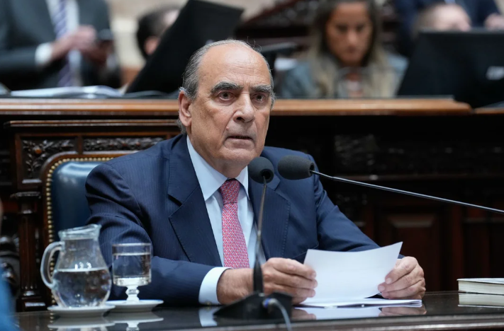 Francos defendió a Milei durante su interpelación en Diputados por el caso Libra, aunque dejó algunas dudas