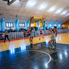Argentino del Sur de Calafate visitó Río Turbio con básquetbol