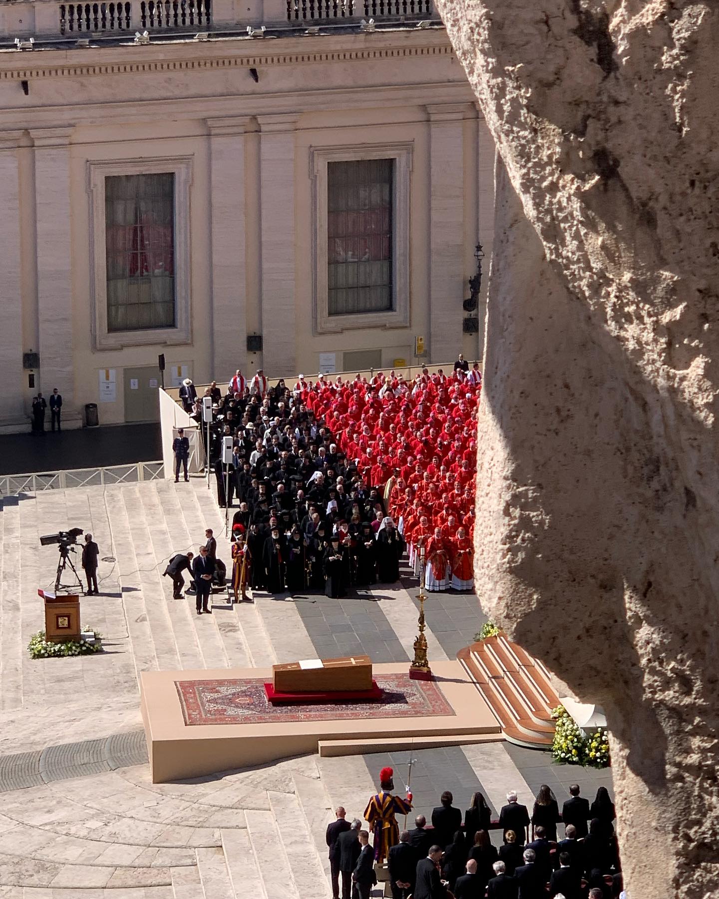  Funeral en la Plaza San Pedro. Foto: gentileza Graciela Almada