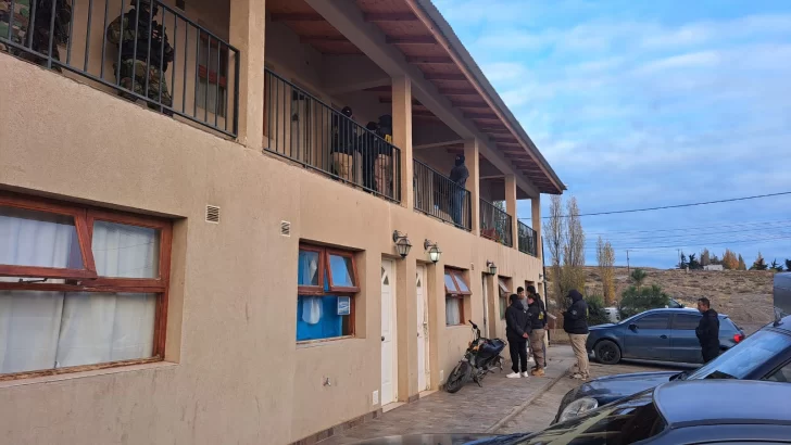 Detuvieron a dos mujeres con antecedentes en El Calafate por venta de drogas