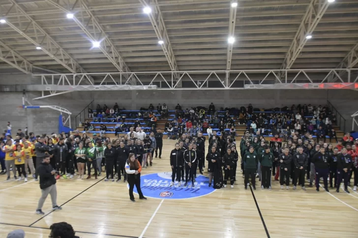 Acto de apertura del Torneo de Futsal Nacional Femenino en Río Gallegos: “Es el techo del fútbol interior”