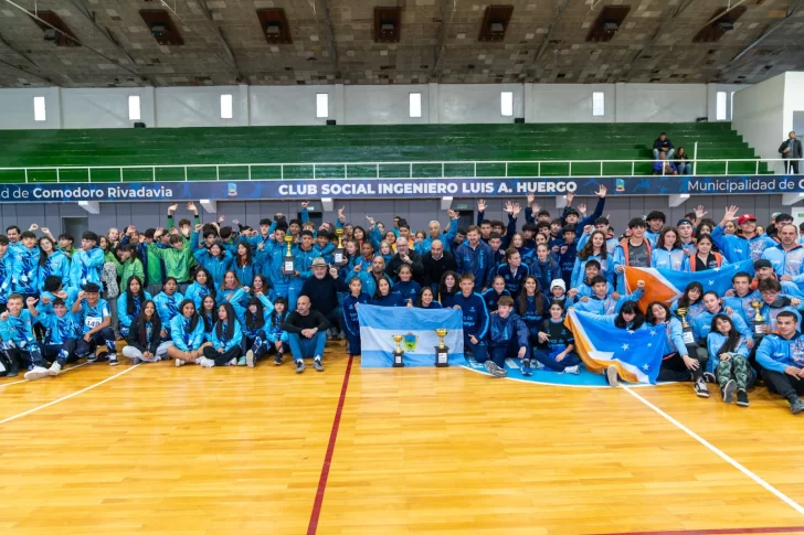Premiaron a los mejores atletas de la Patagonia en el cierre de los Juegos EPADE en Comodoro