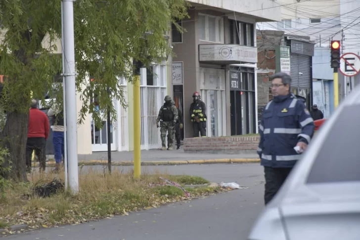 Se entregó el hombre atrincherado en el Edificio Sur Uno de Río Gallegos