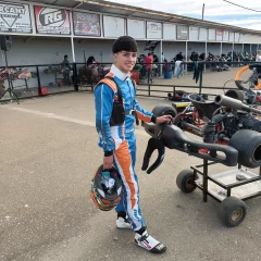 Prueba en el kartódromo “Malvinas Argentinas” con mucho movimiento