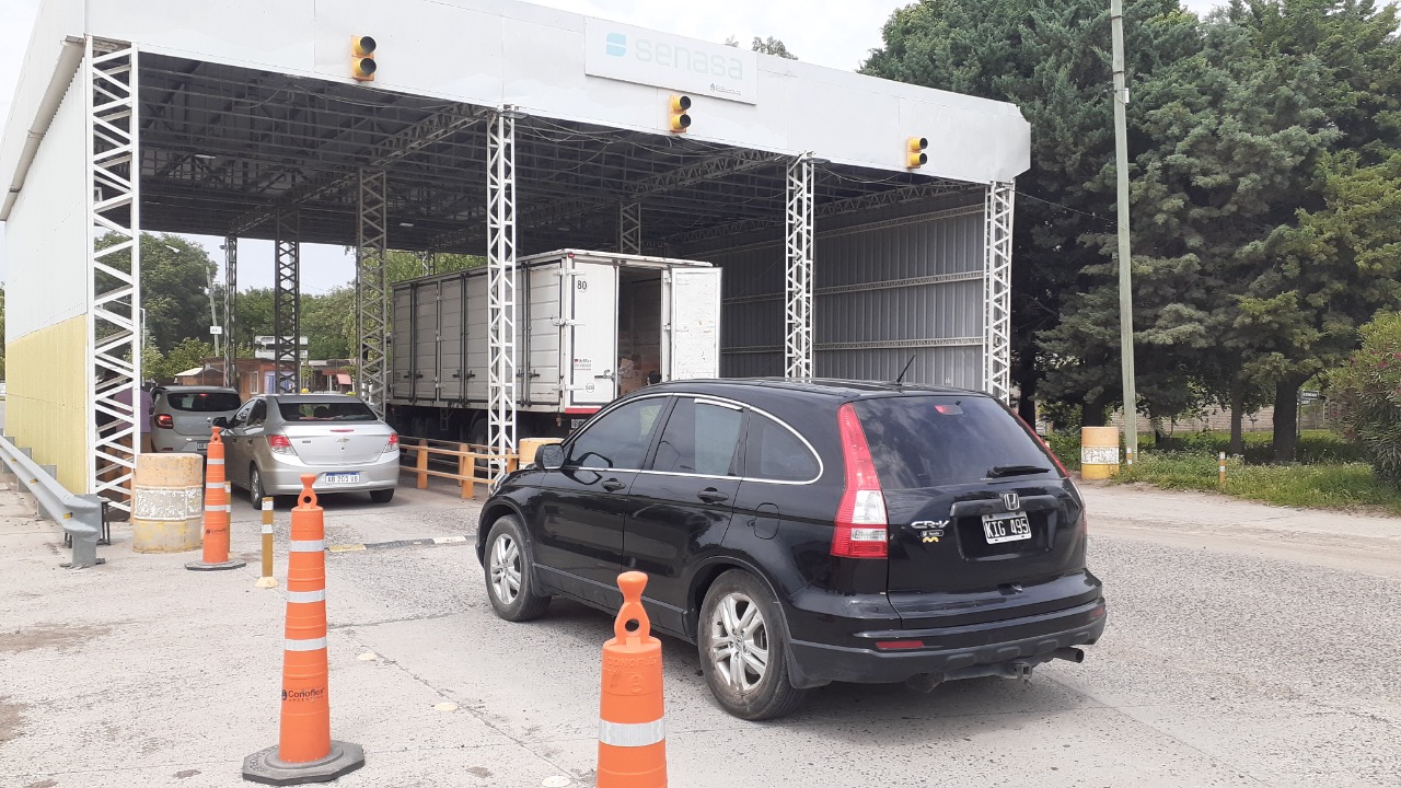  La Barrera sanitaria seguirá en pleno funcionamiento, pero continúa la revisión.