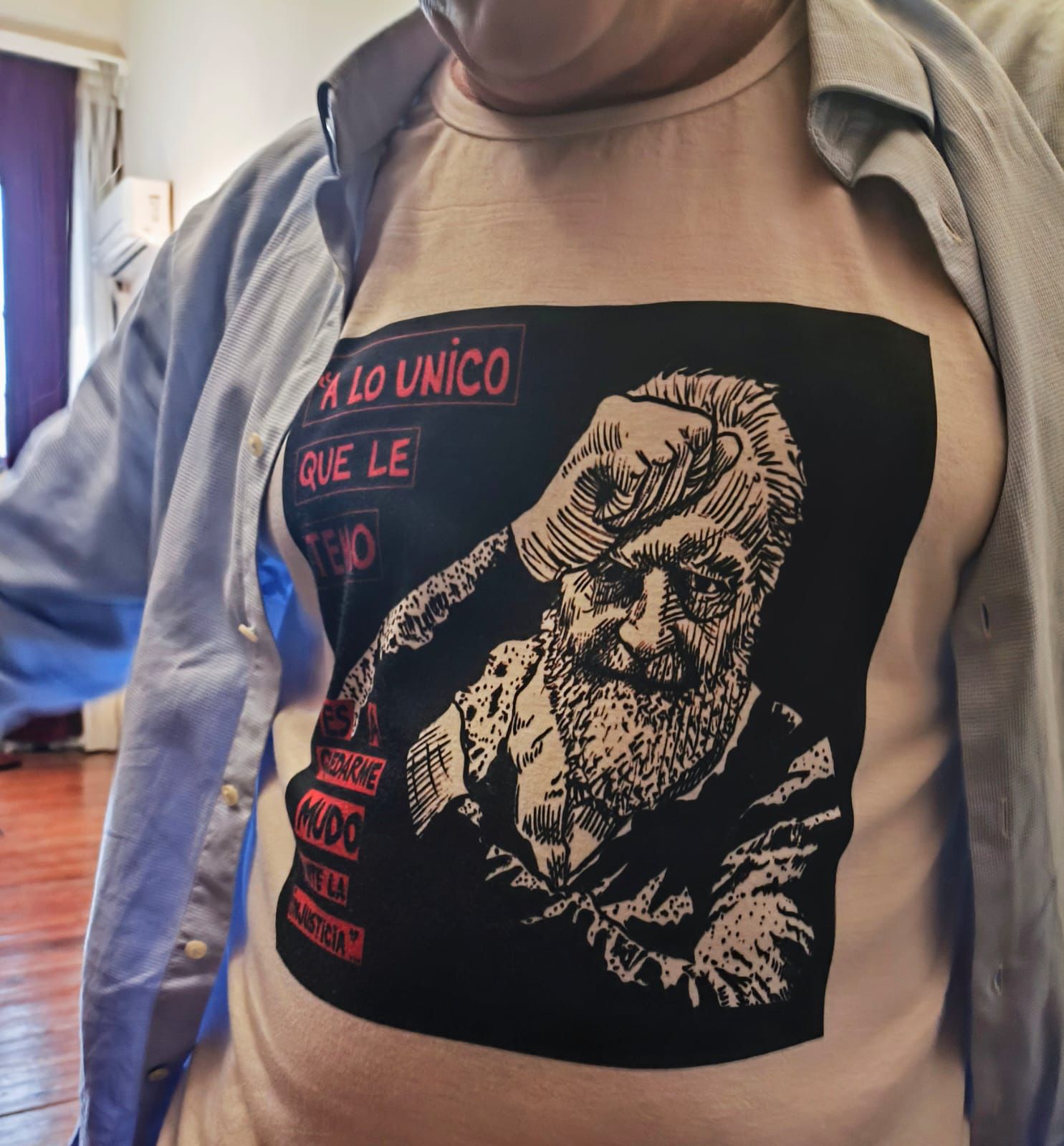  La camiseta de Esteban Bayer.