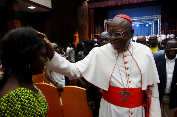  Fridolin Ambongo Besungu: a pesar de su enfoque tradicional, su origen africano lo posiciona como una opción relevante (Reuters)