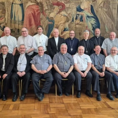 La Conferencia Episcopal Argentina expresó su “enorme tristeza” por la muerte del “Santo Padre Francisco”