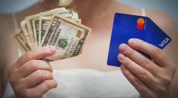 Consumos con tarjeta en el exterior: cuánto se ahorra al pagar en dólares el resumen Consumos con tarjeta en el exterior: cuánto se ahorra al pagar en dólares el resumen