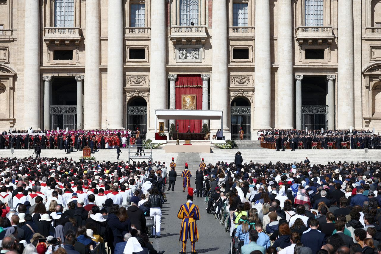 Funeral del Papa Francisco: último adiós con más de 250.000 personas en San Pedro y la Basílica de Santa María