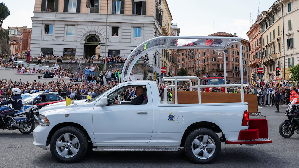 Funeral del Papa Francisco: último adiós con más de 250.000 personas en San Pedro y la Basílica de Santa María