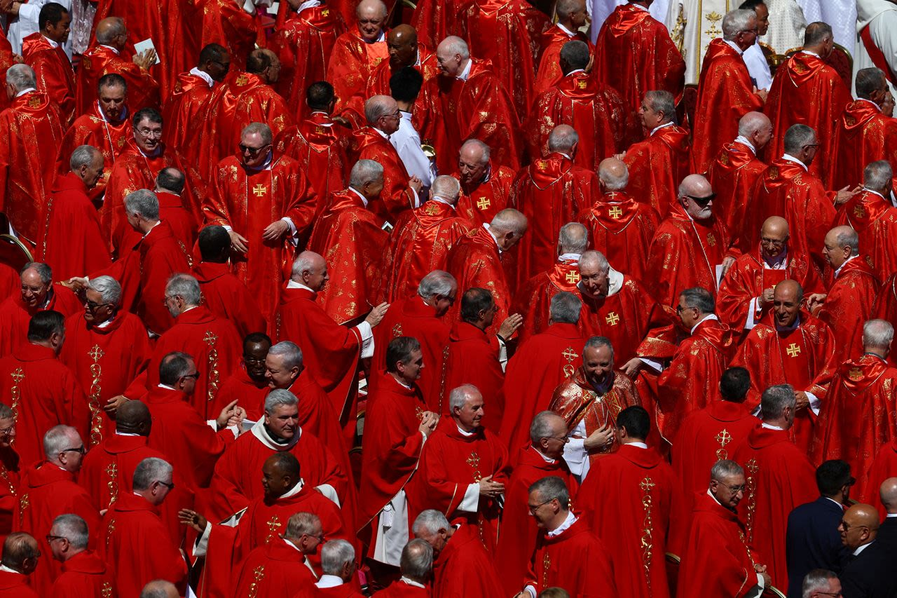 Funeral del Papa Francisco: último adiós con más de 250.000 personas en San Pedro y la Basílica de Santa María