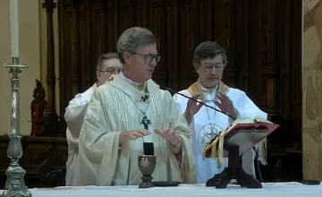 Muerte del papa Francisco: Jorge García Cuerva ofició una misa en la Catedral de Buenos Aires