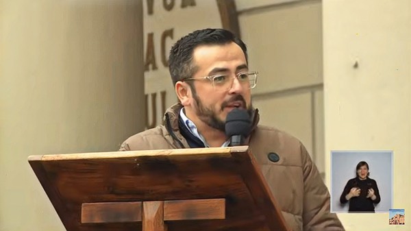 Juan Obando: “Su ejemplo nos invita a dejar el oro y los lujos, y a ponerle el cuerpo a las situaciones difíciles”