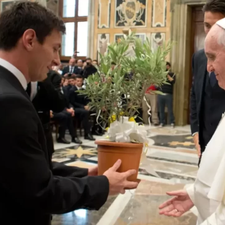 Lionel Messi despidió al papa Francisco en sus redes sociales: “Distinto, cercano, argentino”