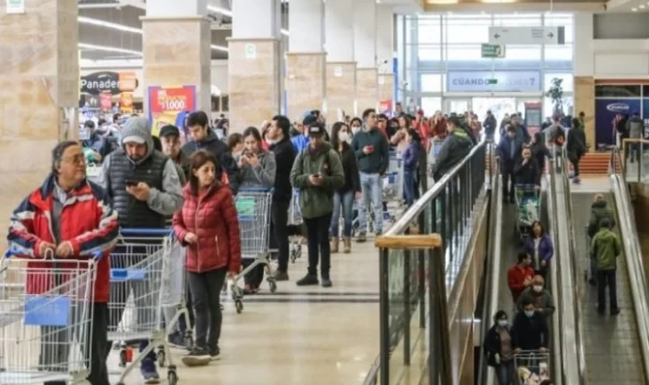 Compras con tarjeta en Chile: cuánto tendrán que pagar los argentinos que fueron a Punta Arenas
