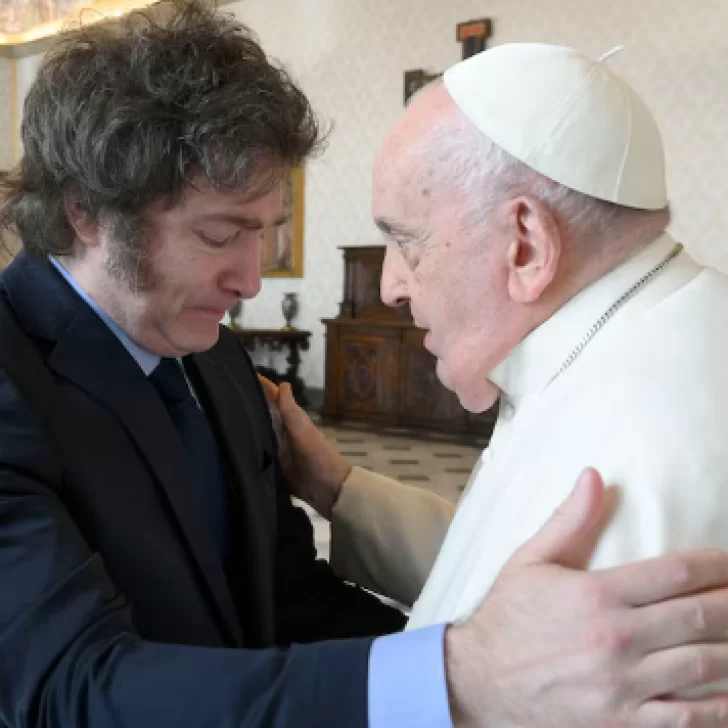 Javier Milei viajó a Roma para asistir al funeral del papa Francisco: no tendrá reuniones con otros líderes