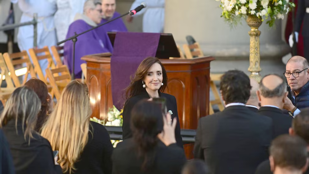 &#8220;Gracias, perdón y te queremos mucho&#8221;, la emoción de Jorge García Cuerva en la despedida al Papa Francisco