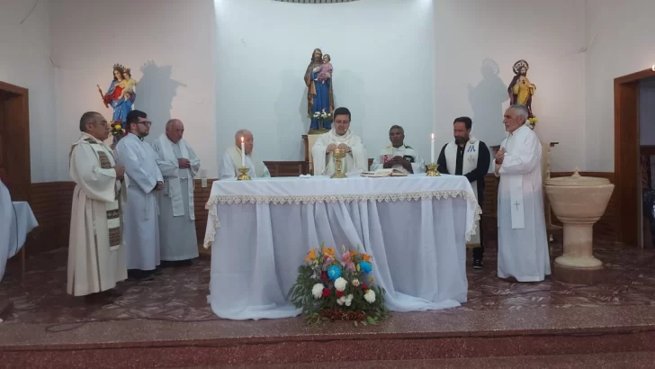 Los curas de Zona Norte de Santa Cruz rezaron por Francisco y pidieron que su legado continúe