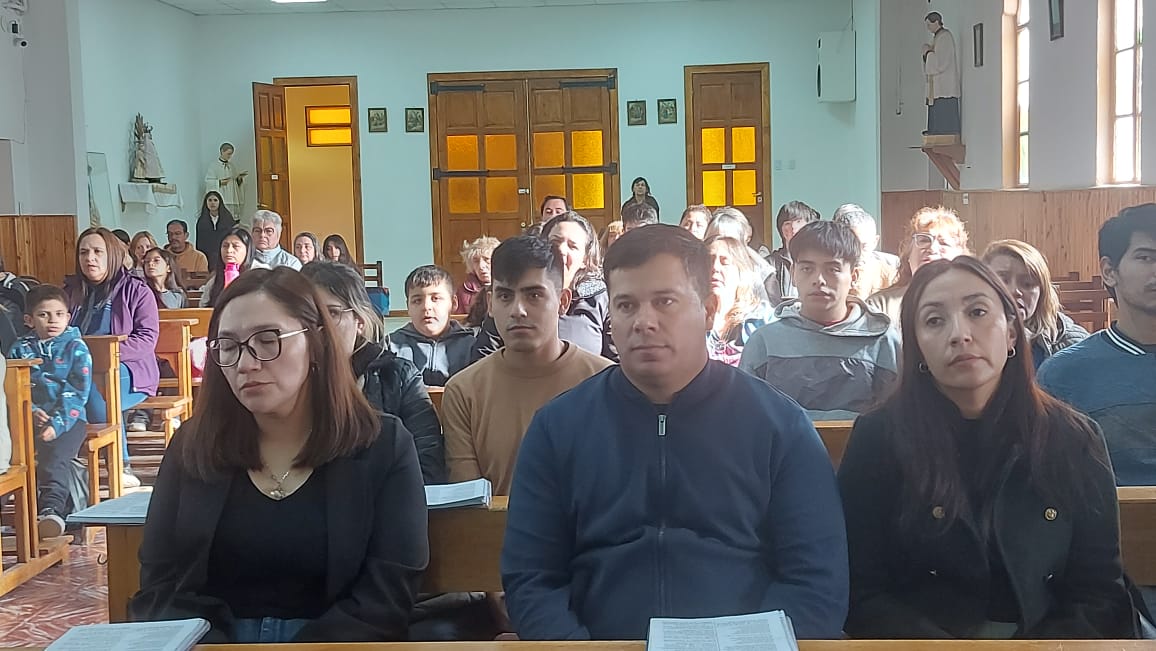  Mauricio Gómez, presidente del Concejo Deliberante de Las Heras en la misa concelebrada.