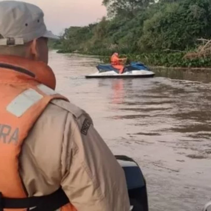Nene de 4 años desaparecido junto a su padre en el río Paraná: hallaron al menor sin vida
