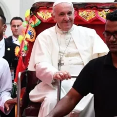 El emotivo gesto de Bangladesh tras la muerte del papa Francisco