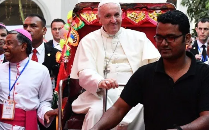 El emotivo gesto de Bangladesh tras la muerte del papa Francisco