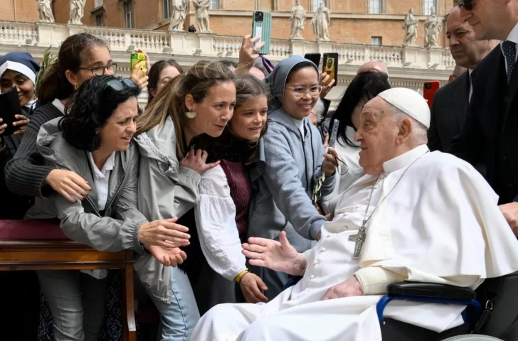El papa Francisco reapareció en el Domingo de Ramos y pidió rezar por los más necesitados