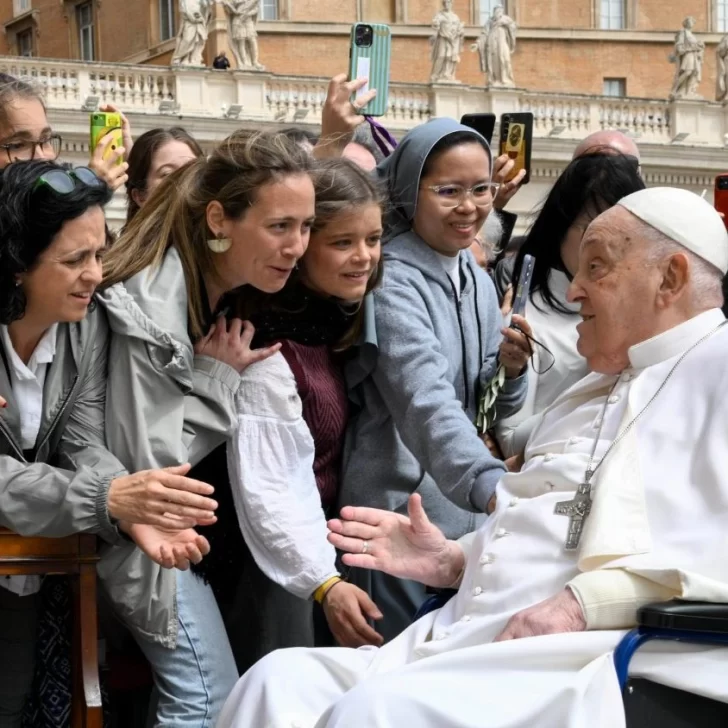 El papa Francisco reapareció en el Domingo de Ramos y pidió rezar por los más necesitados